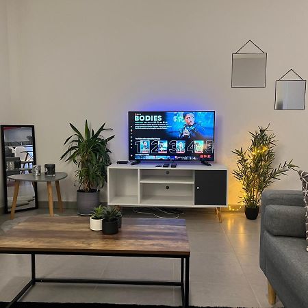 Calm In Tours - Appartement T2 Bagian luar foto