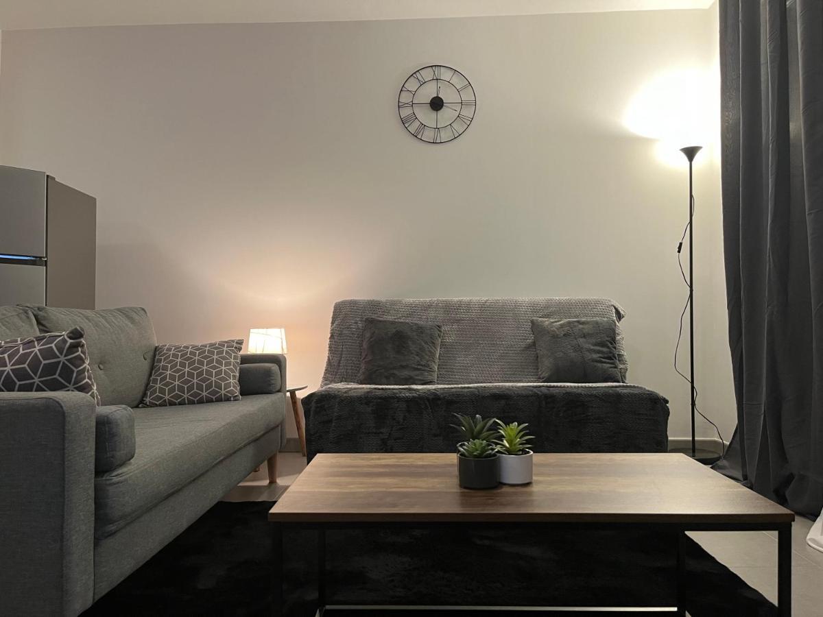 Calm In Tours - Appartement T2 Bagian luar foto